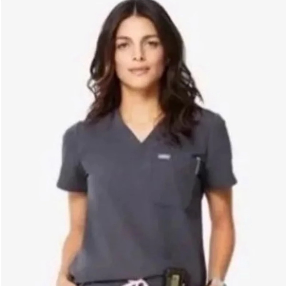 FIGS SCRUB TOP XS CHARCOAL LIMITED EDITION COLOR